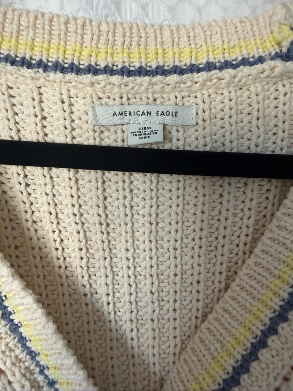 American Eagle Cable Knit Sweater Vest L Cream Varsity Cotton Preppy Coastal - Picture 3 of 6